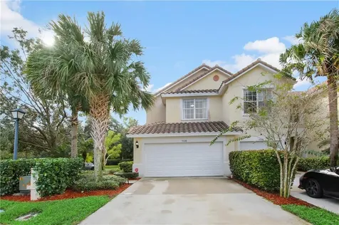 1136 Pinewood Lake Court Greenacres FL 33415