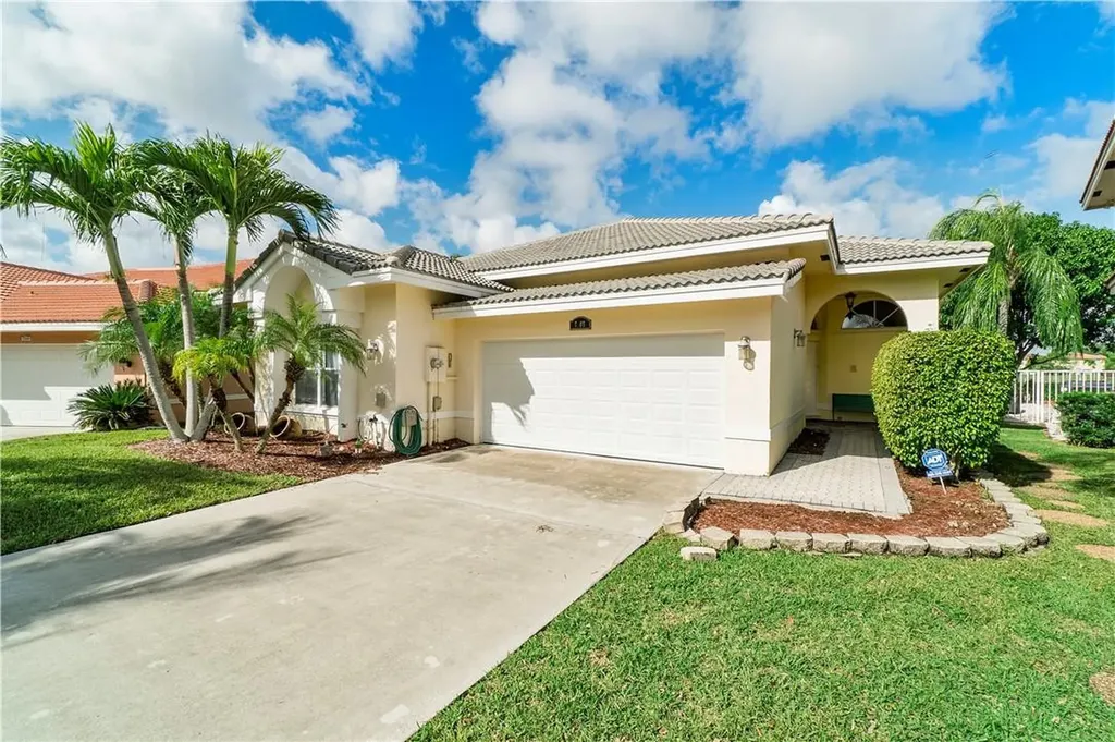 7765 Highlands Circle Margate FL 33063