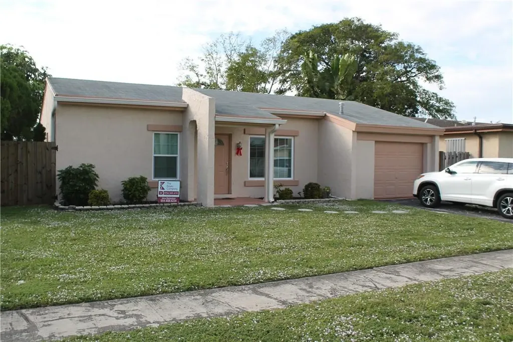 3921 NW 115th Terrace Sunrise FL 33323