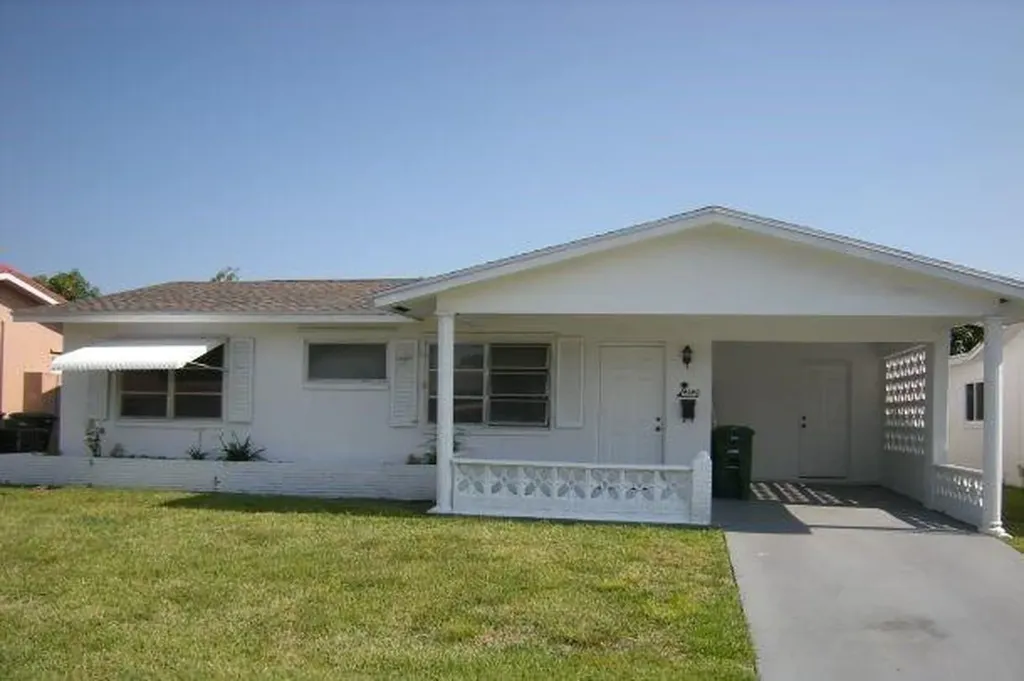 4640 NW 44th Street Tamarac FL 33319