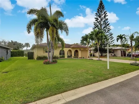 10702 NW 80th Court Tamarac FL 33321