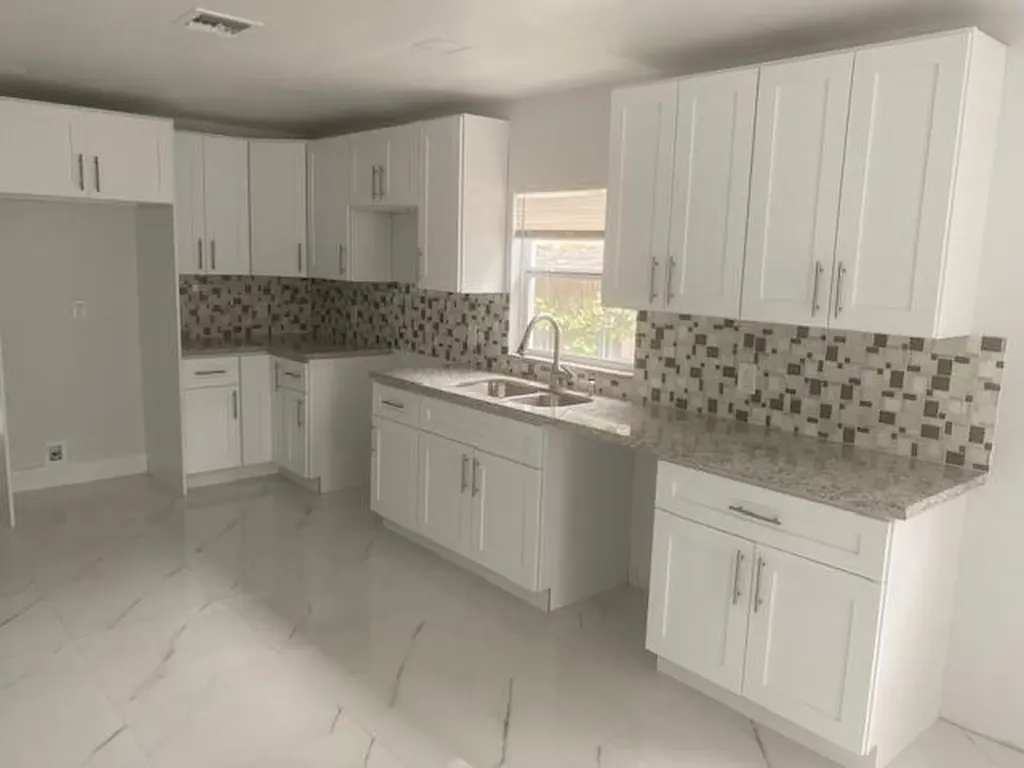 4439 NW 22nd Court Miami FL 33142