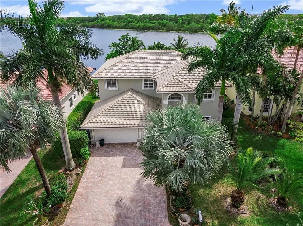 5020 NW 125th Avenue Coral Springs FL 33076