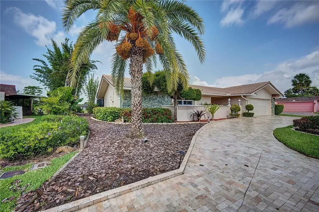 5720 S Bayberry Lane Tamarac FL 33319