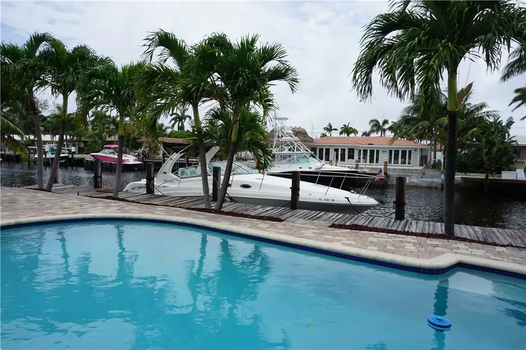 2347 SE 10th Street Pompano Beach FL 33062