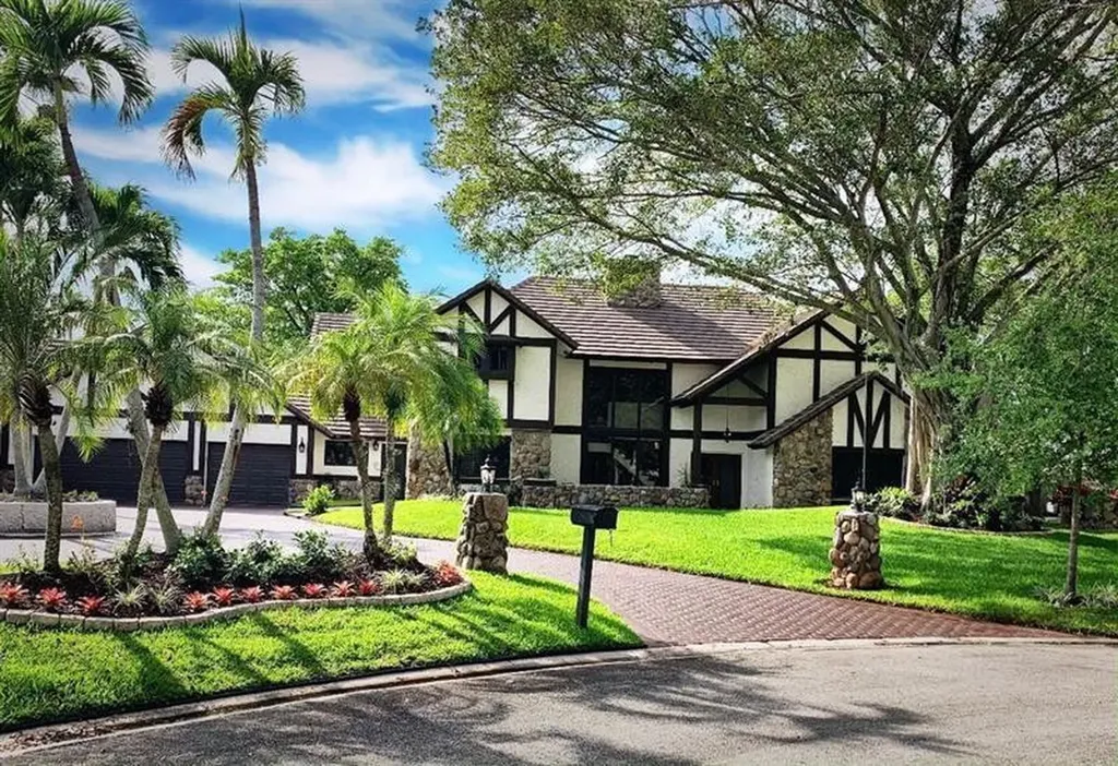 10244 Vestal Court Coral Springs FL 33071