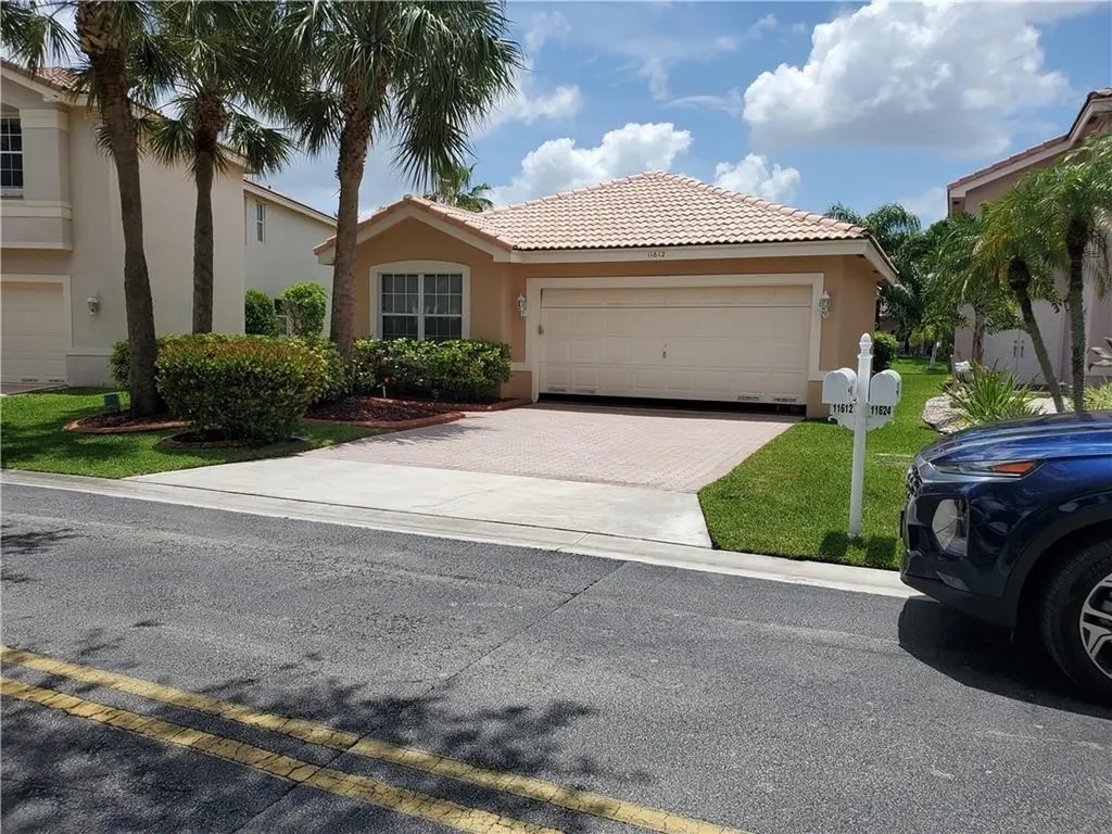 11612 NW 52nd Court Coral Springs FL 33076