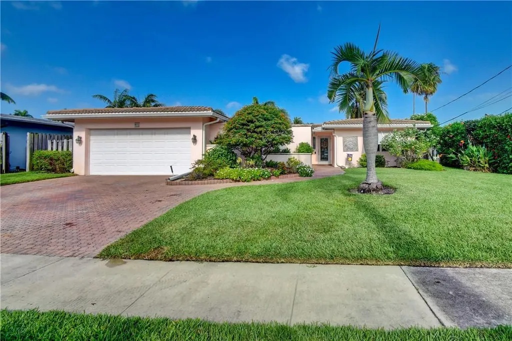 901 SE 4th Avenue Pompano Beach FL 33060
