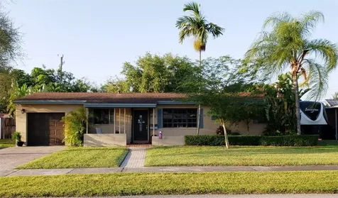 8731 SW 43rd Terrace Miami FL 33165