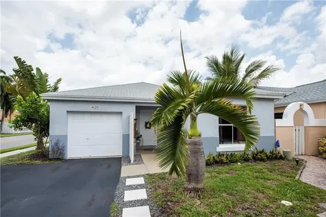4120 SW 70th Terrace Davie FL 33314