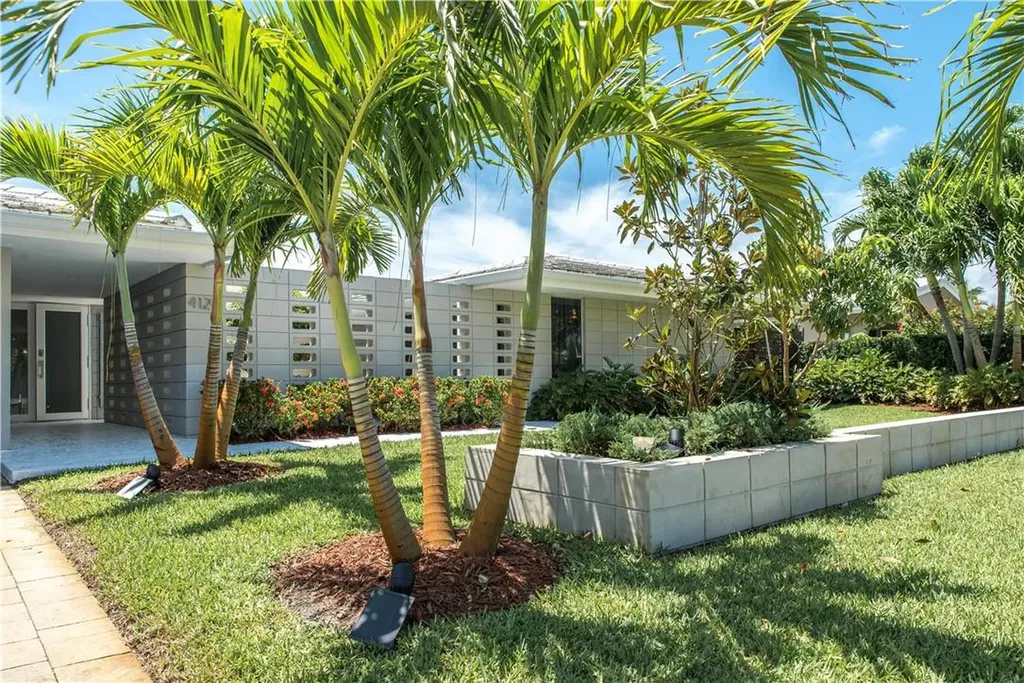 4120 NE 16th Terrace Oakland Park FL 33334