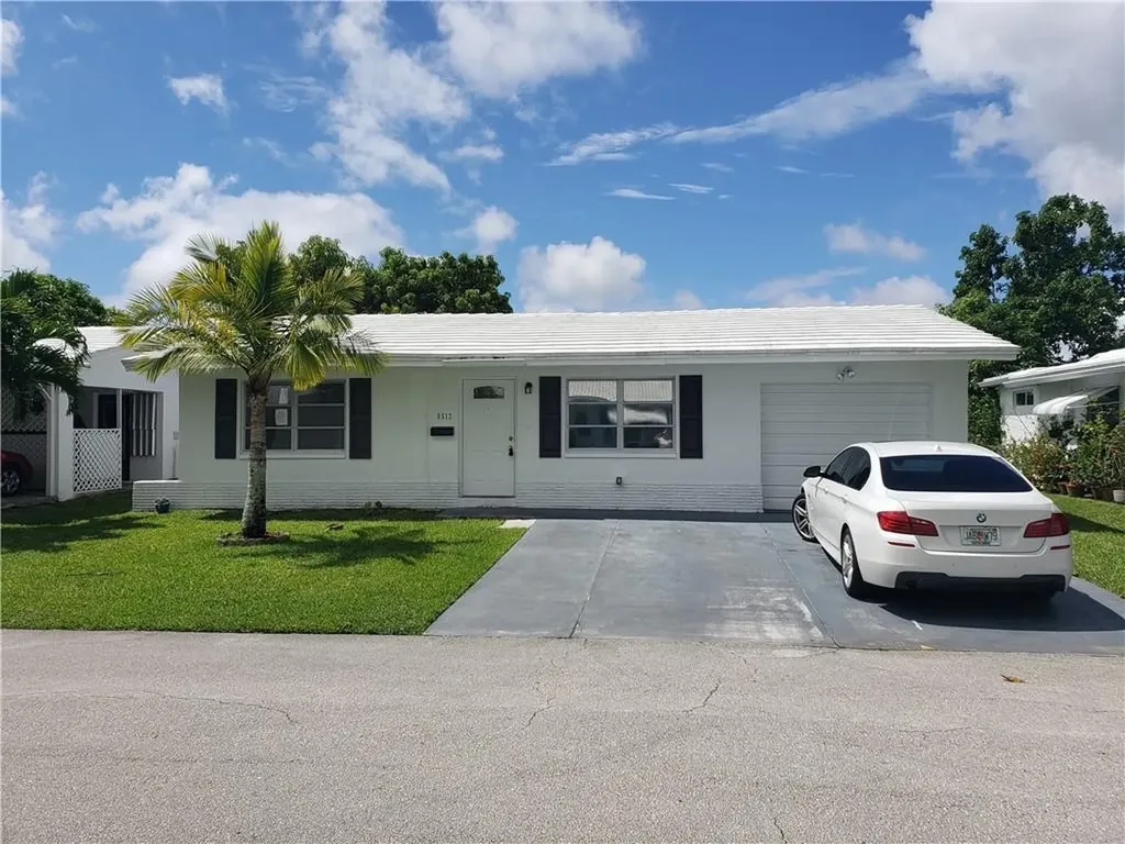 8512 NW 59th Court Tamarac FL 33321