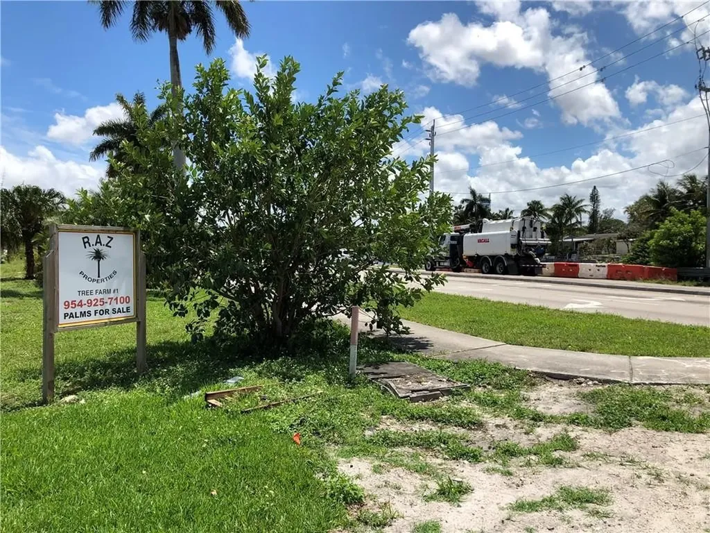 3990 Griffin Road Hollywood FL 33312