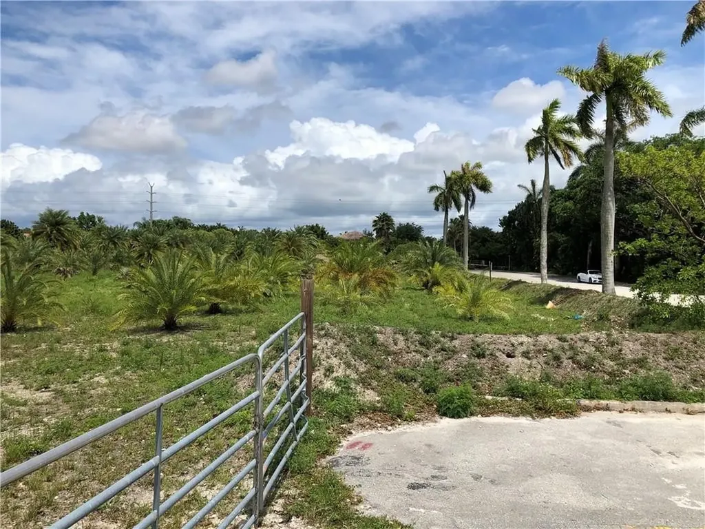 3990 Griffin Road Hollywood FL 33312