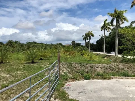 3990 Griffin Road Hollywood FL 33312