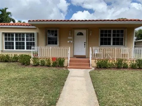 6317 SW 11th Street West Miami FL 33144