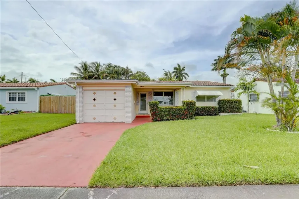 1431 Garfield Street Hollywood FL 33020