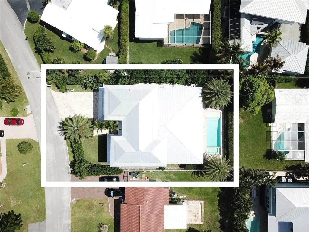 550 NE Spanish Court Boca Raton FL 33432