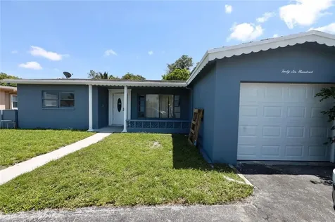 4600 NW 41st Place Lauderdale Lakes FL 33319