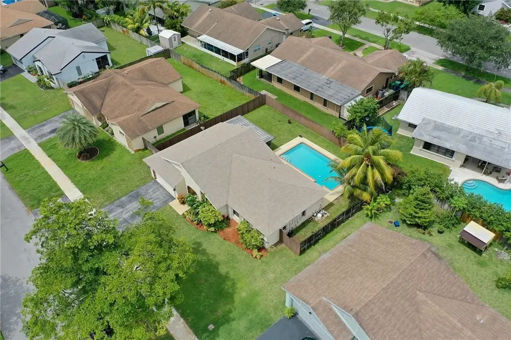 5239 SW 117th Avenue Cooper City FL 33330