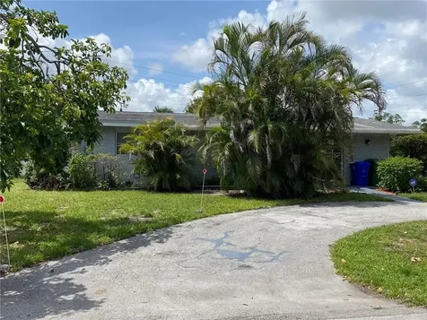 7750 NW 11th Street Pembroke Pines FL 33024