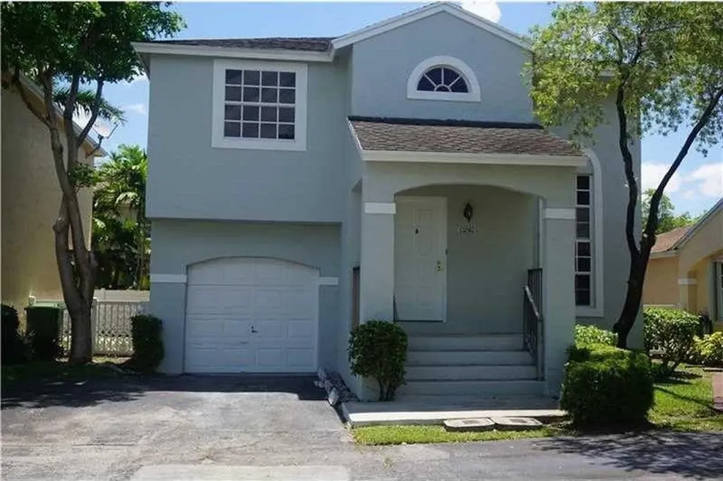 12042 NW 13th Street Pembroke Pines FL 33026