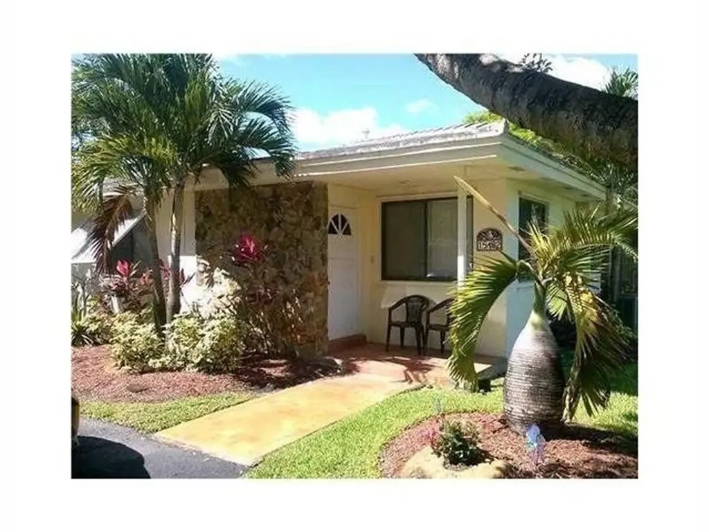 15482 Durnford Drive Miami Lakes FL 33014