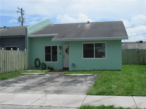 6478 Moseley Street Hollywood FL 33024