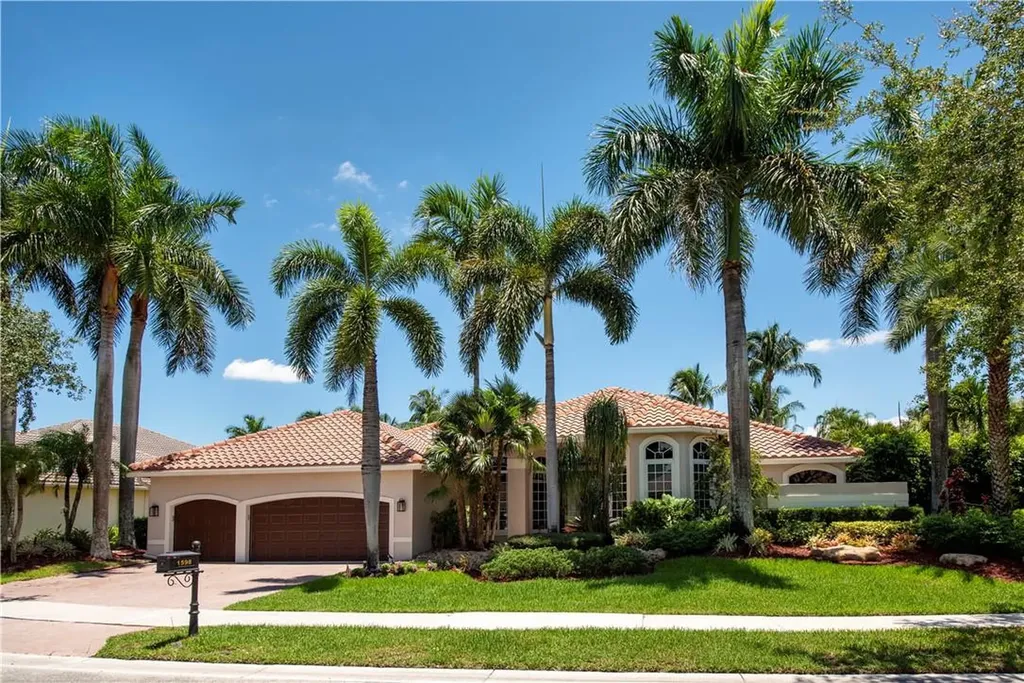1598 Island Way Weston FL 33326