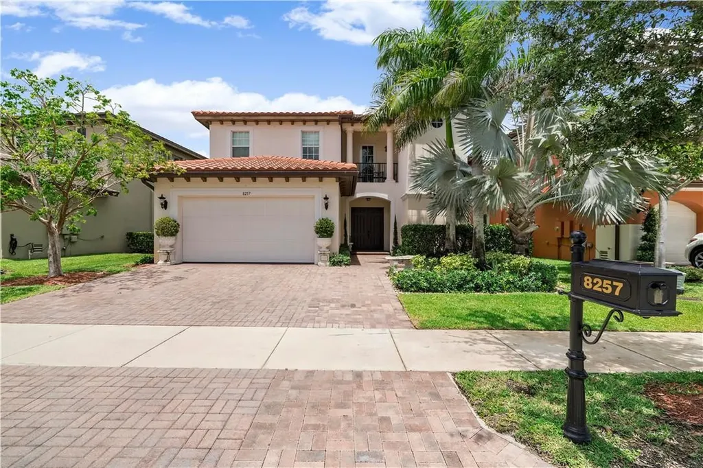 8257 NW 125th Lane Parkland FL 33076