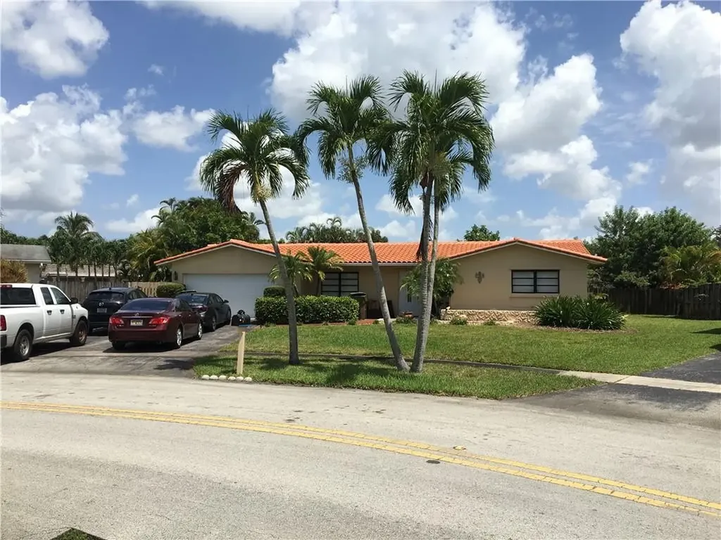 11131 NW 18th Place Pembroke Pines FL 33026