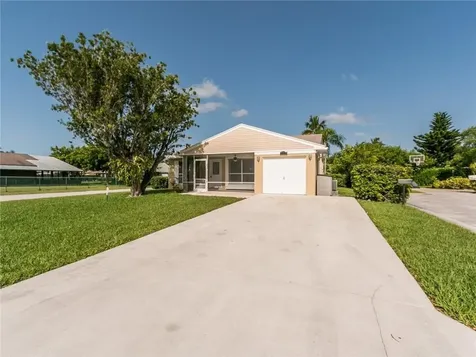 23255 New Coach Way Boca Raton FL 33433