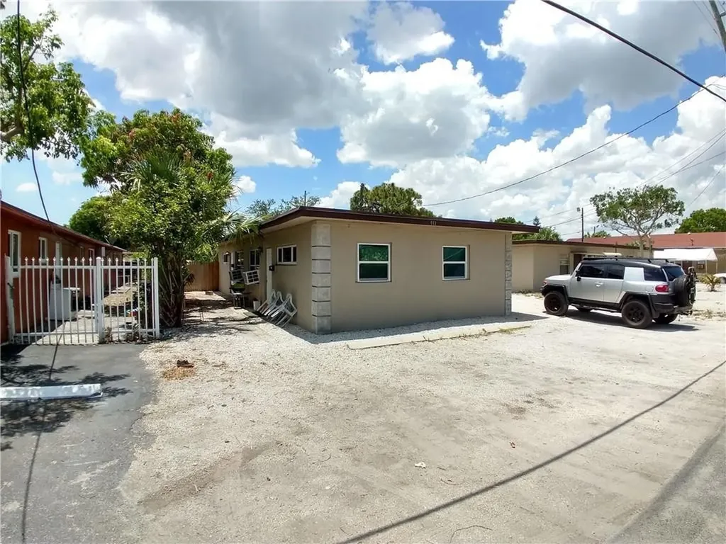 911 NW 12th Avenue Fort Lauderdale FL 33311