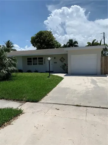 2122 N 32nd Avenue Hollywood FL 33021