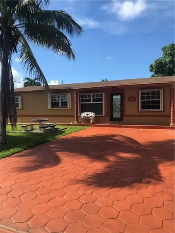 1156 NE 156th Street North Miami Beach FL 33162