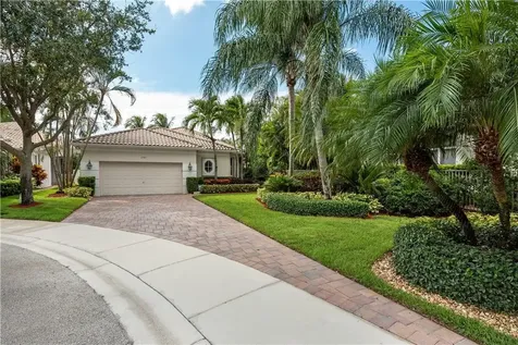 2569 Bay Pointe Drive Weston FL 33327
