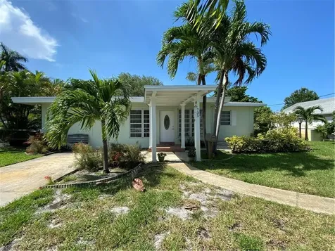 735 NE 32nd Street Oakland Park FL 33334