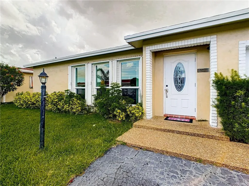 4911 NW 14th Terrace Deerfield Beach FL 33064