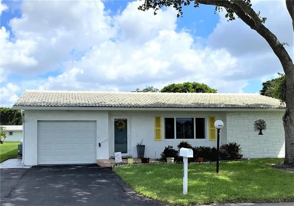 8229 NW 13th Street Plantation FL 33322