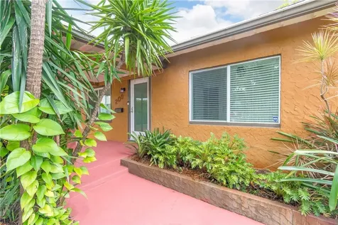 209 NW 24th Street Wilton Manors FL 33311