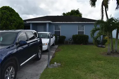 1552 Reverend Jesse Biggs Boulevard Pahokee FL 33476