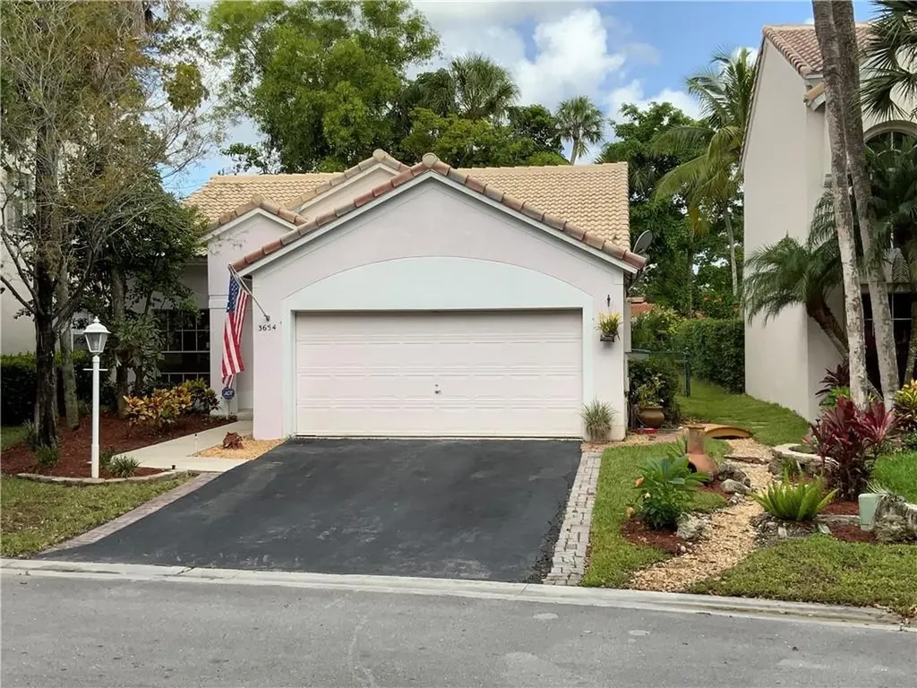 3654 Wilderness Way Coral Springs FL 33065