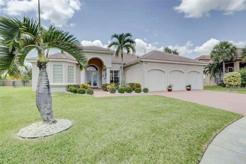 15952 SW 16th Street Pembroke Pines FL 33027