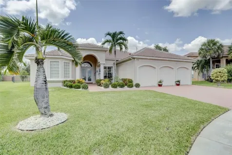 15952 SW 16th Street Pembroke Pines FL 33027