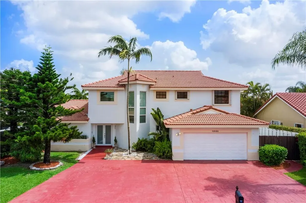15121 SW 45th Terrace Miami FL 33185