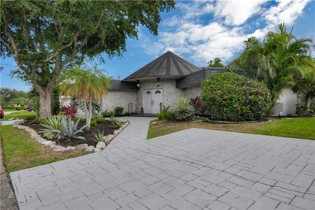5706 Coco Palm Drive Tamarac FL 33319