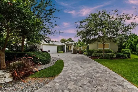 18 Seneca Road Sea Ranch Lakes FL 33308