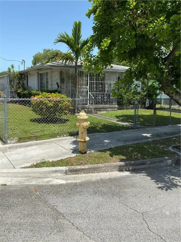 4995 NW 5th Avenue Miami FL 33127