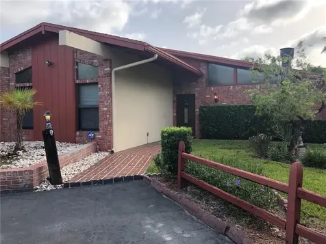725 NW 35th Street Oakland Park FL 33309