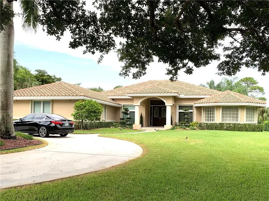 6310 NW 72nd Way Parkland FL 33067